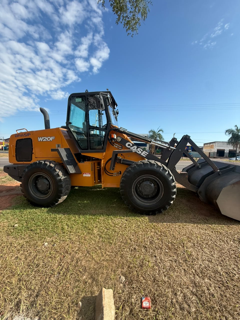 Pá carregadeira Case W20F